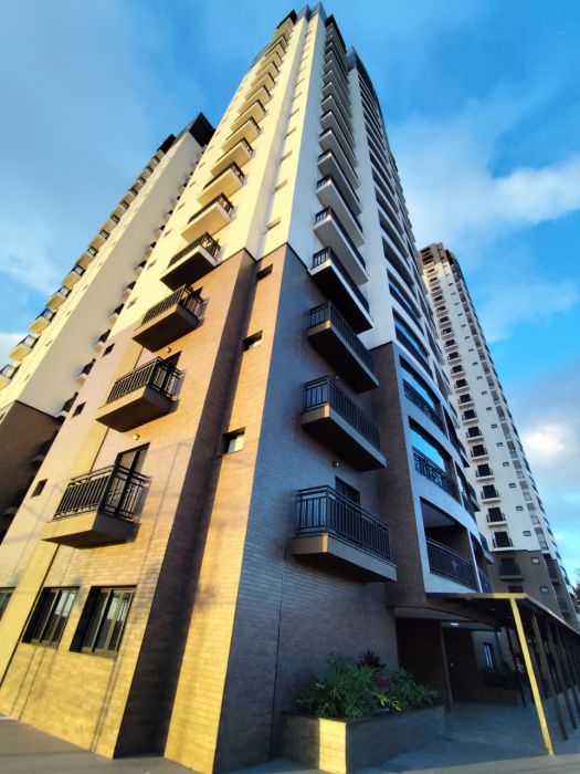 Apartamento Alto Padrão - Aluguel - Centro - Botucatu - SP