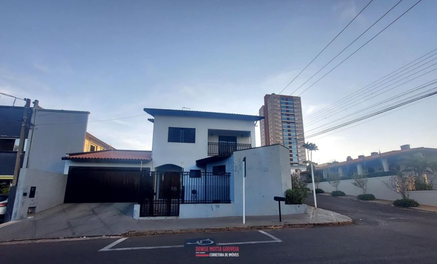 Casa - Venda - Centro - Botucatu - SP
