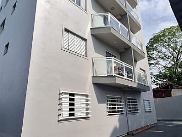 APARTAMENTO NO ED�FICIO LAJUH
